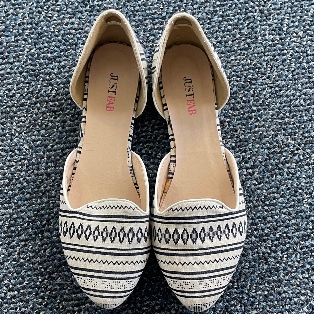 JustFab Black and White Geometric Flats